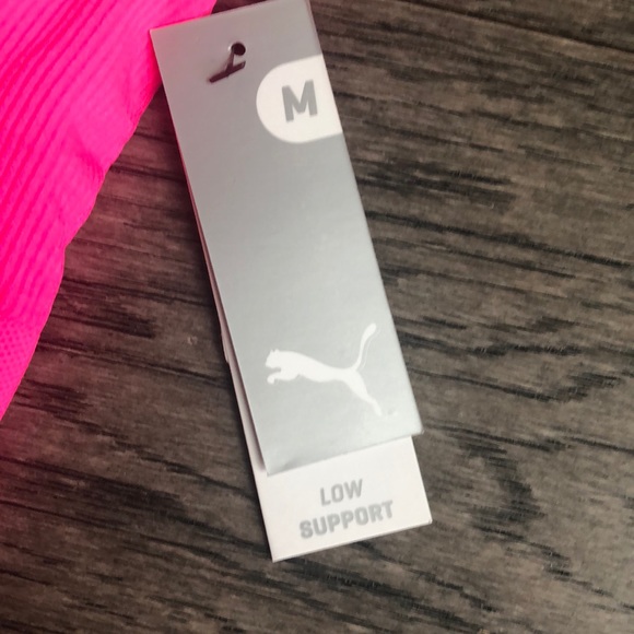 💖HP 09/26💖 Puma fuchsia woman’s sport bra - Picture 6 of 7